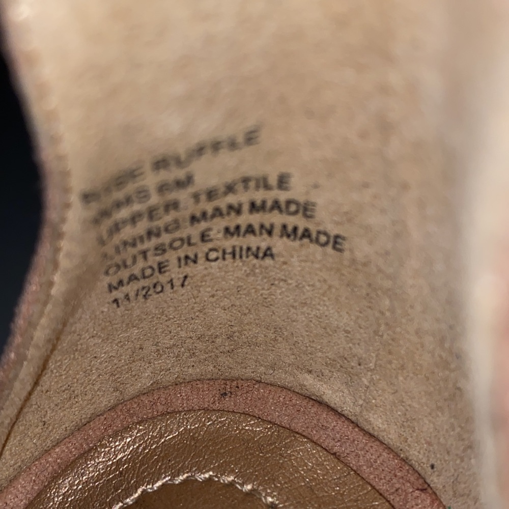 Kenneth Cole Heels - Picture 6 of 9